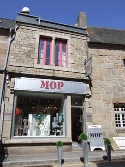 Facade mop