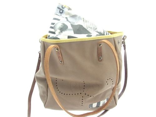 Sac laura camel ouvert