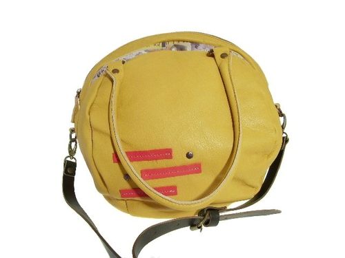 Sac bouboule jaune 245 euros