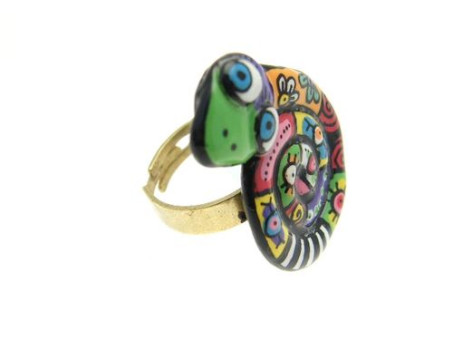 bague serpent tête verte 45 euros