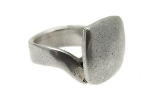 Bague clavo 13307 62 euros