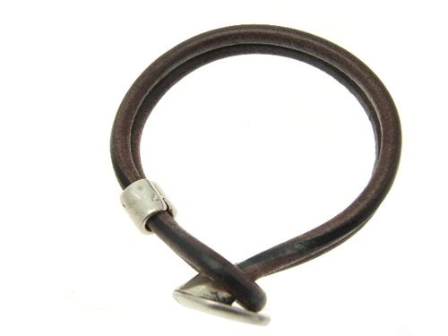 Bracelet cuir marron 63 euros