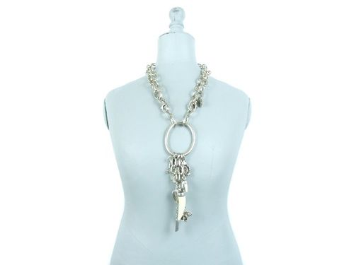 collier 10115 mi-longueur 178 euros