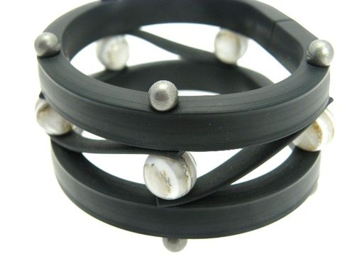 Bracelet sonora noir 98,50 euros