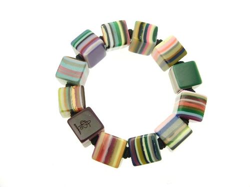 Bracelet petits cubes 41 euros