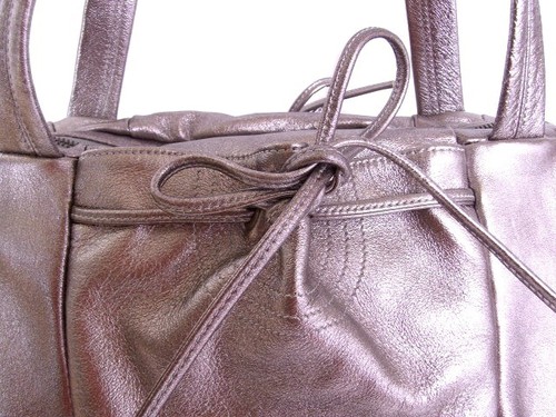 Caprice cuir argent detail